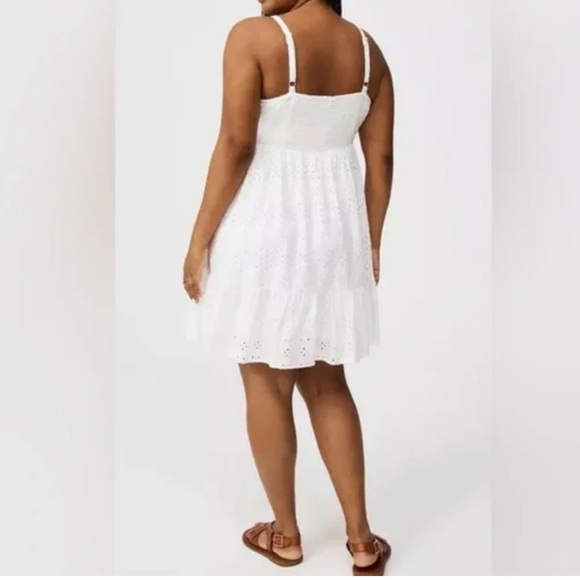 Torrid White Eyelet Dress Size Large New - Picture 2 of 6